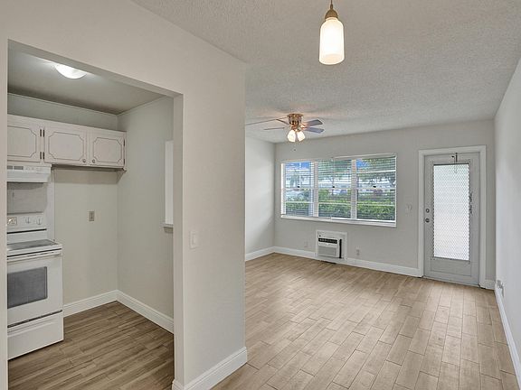 2nd image of 177 Berkshire I #177