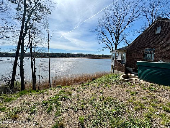 4th image of 2397 Rivercrest Court