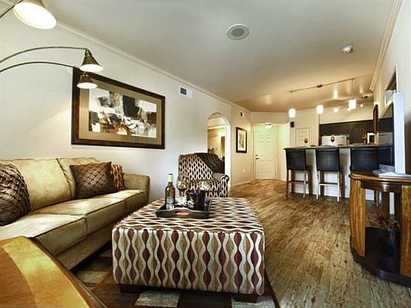 5th image of 6717 Rolling Meadows Dr APT 1527