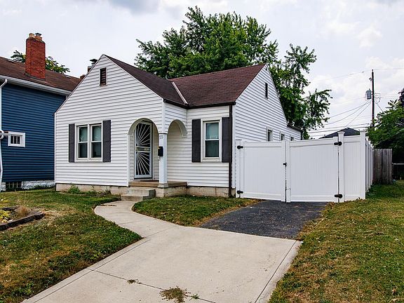 3rd image of 555 Nashoba Ave