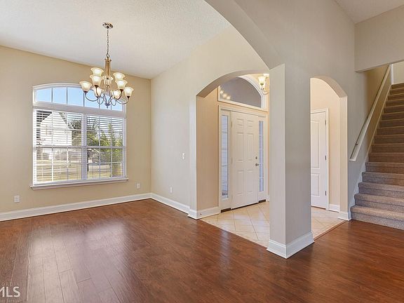 4th image of 231 Hide Away Lake Dr