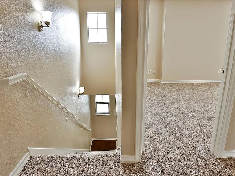 7705 Stanley Ct — Photo 7