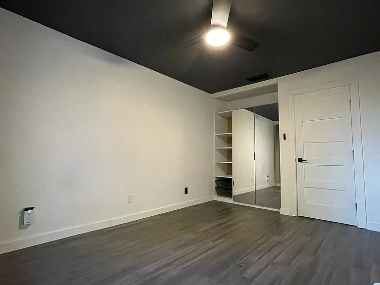 7257 Coronado Cir — Photo 28
