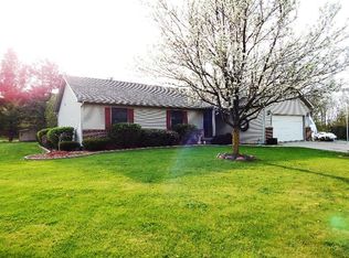 3227 Kings Brook Dr, Flushing, MI 48433
