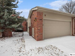 7500 South St UNIT 2, Lincoln, NE 68506