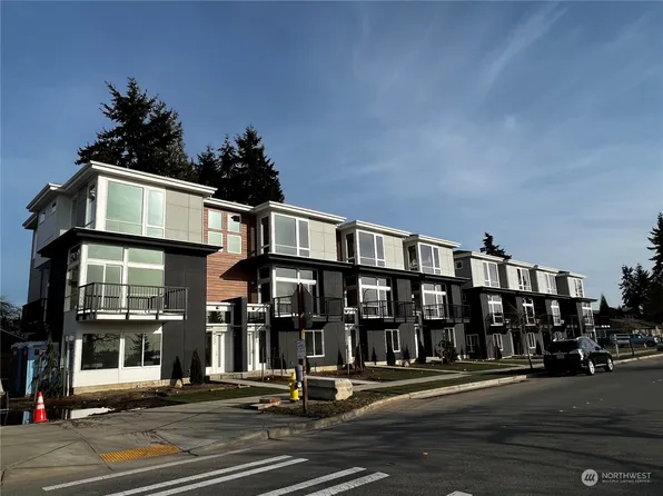 1232 Harrington Avenue NE #1, Renton, WA 98056