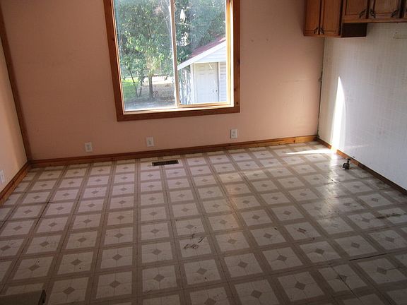 2nd image of 426 McDonough St