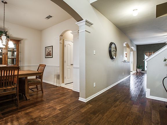 LUXURIOUS WOOD FLOORS