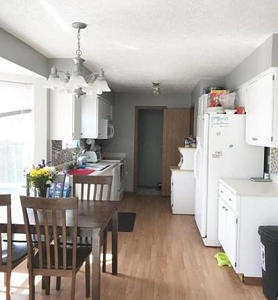 2nd image of 2092 Queens Meadow Ln