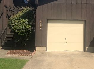 9492 Langdon Ln #203, North Royalton, OH 44133