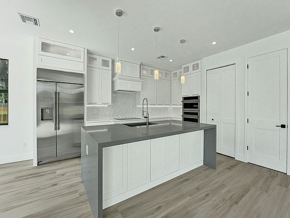5th image of 130 E Hart Street