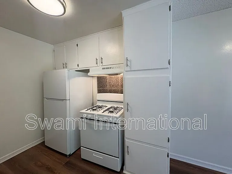 2936 W El Segundo Blvd #2 — Photo 7
