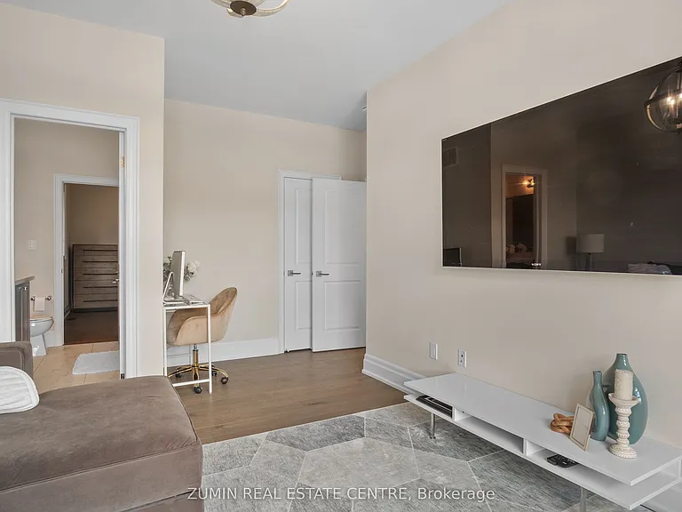 39 Lyle Way — Photo 24