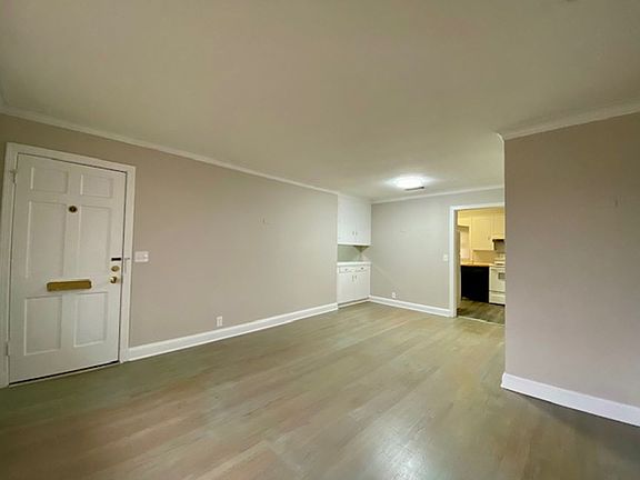 3rd image of 503 Dudley Dr #93FDED730