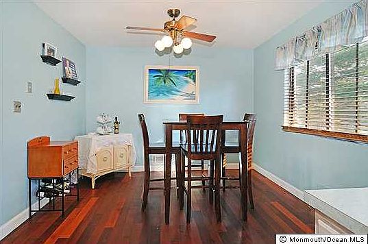 4th image of 121 Clubhouse Dr