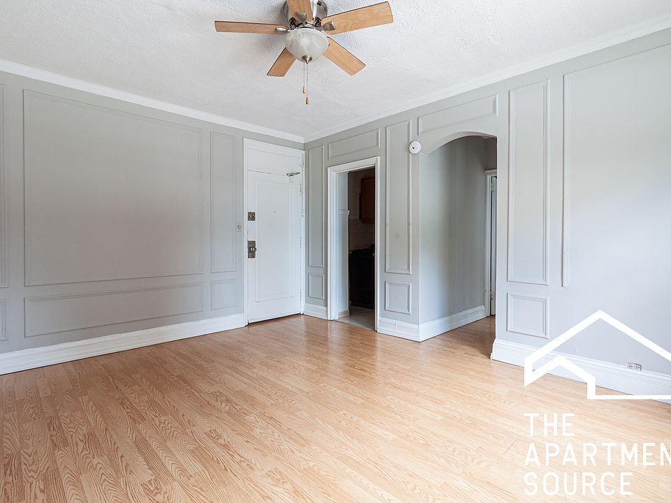 1st image of 423 W Wellington Ave #3
