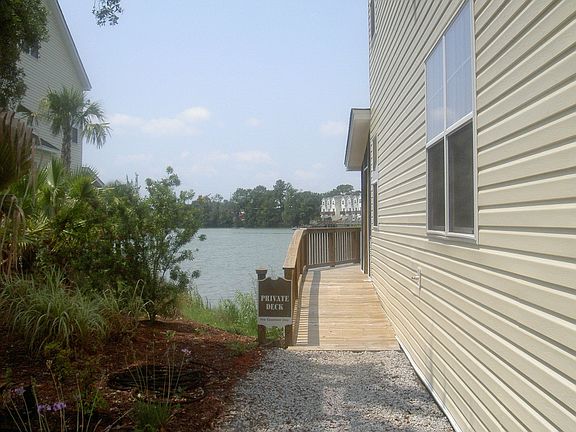 Side entrance to Townhouse