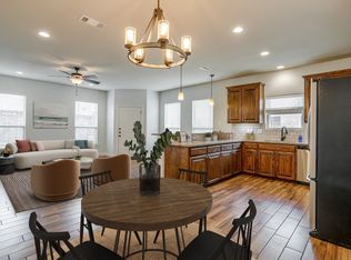 4912 Ridglea Hills Ct, Fort Worth, TX 76116