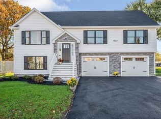 1 Frost Ave, Methuen, MA 01844