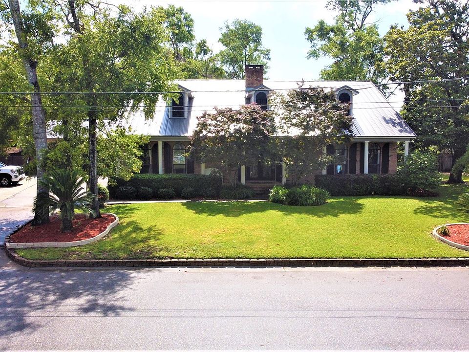 1st image of 448 Linda Dr