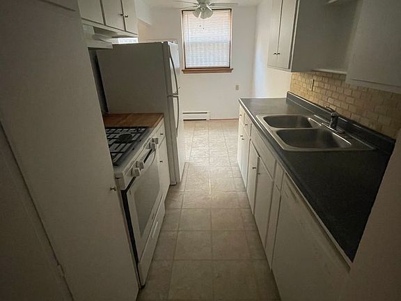4th image of 716 W 38th St APT 3