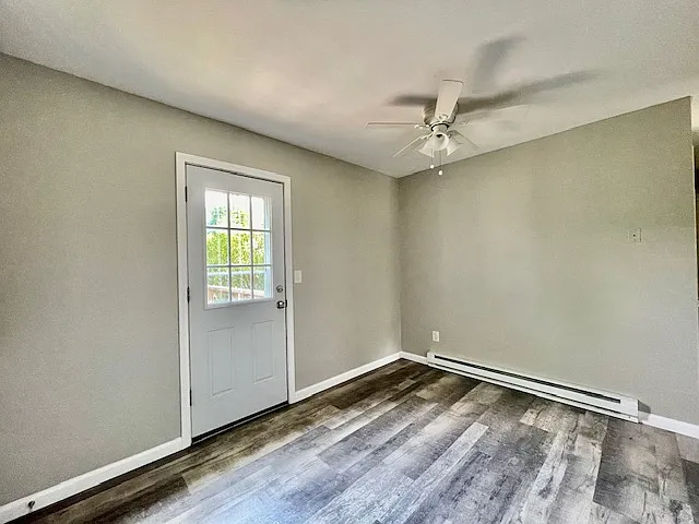 1443 Peachtree Dr — Photo 3