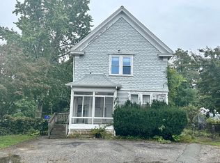 16 Park Pl, Attleboro, MA 02703