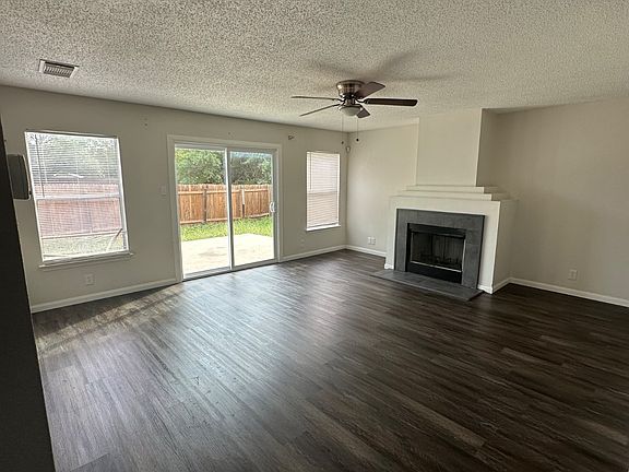4th image of 8611 Sierra Spgs