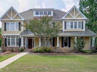 402 Spring Willow Dr, Sugar Hill, GA 30518