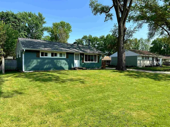 9612 Ritter Dr, Machesney Park, IL 61115
