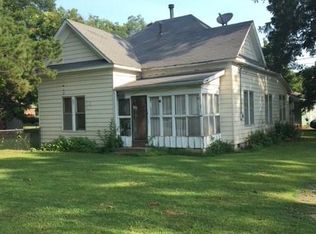 101 NW 3rd St, Spiro, OK 74959