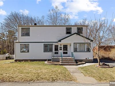 35 Union Ct, Wanaque, NJ, 07465