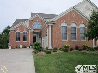 48947 Rainbow Ln S, Northville, MI 48168