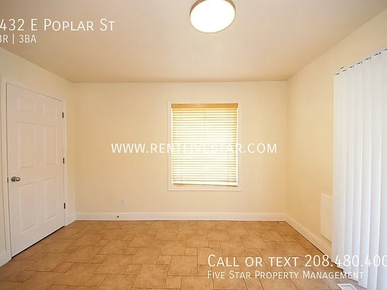 1432 E Poplar St — Photo 4