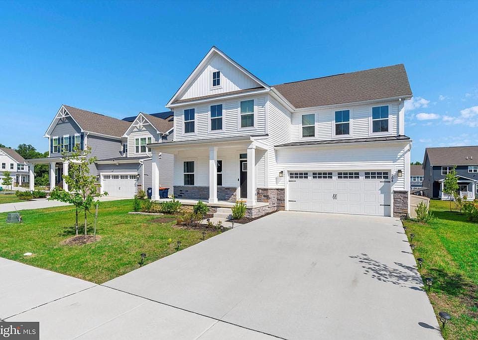 1st image of 208 Torrey Dr
