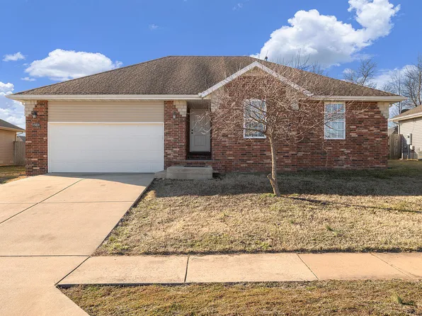 2504 W Chris Court, Ozark, MO 65721