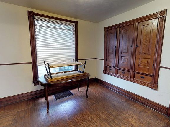 4th image of 214 N 5th Ave #2