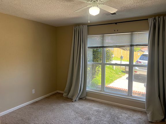 Downstairs Bedroom with Full bath