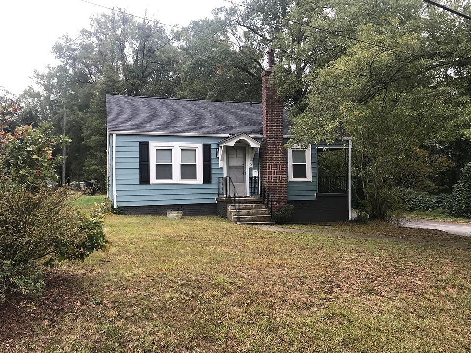 2nd image of 501 Lakeside Ave