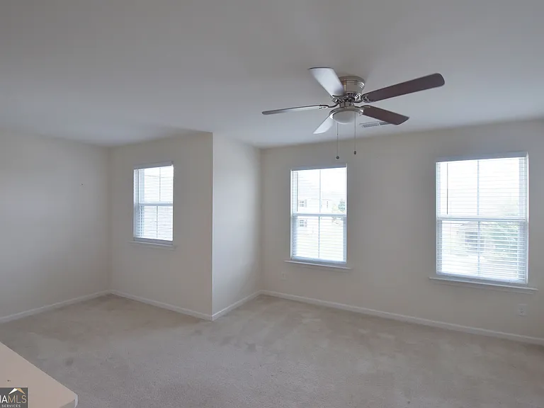 421 Southbridge Pass — Photo 61