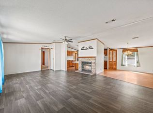 5222 Redwood Cir, Fort Worth, TX 76119