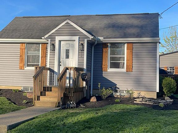 2nd image of 512 Hawthorne Ave