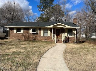 619 Everett St, Burlington, NC 27215