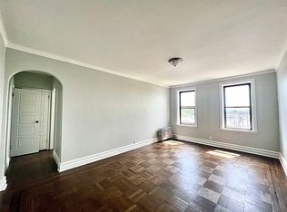 2115 Linden St #4, Ridgewood, NY 11385