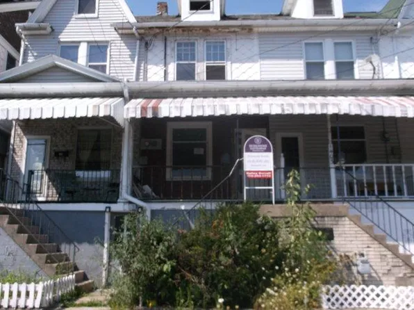 1405 W Walnut St, Coal Township, PA 17866