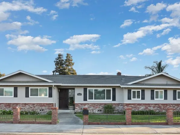 2828 Winchester Ct, Stockton, CA 95209