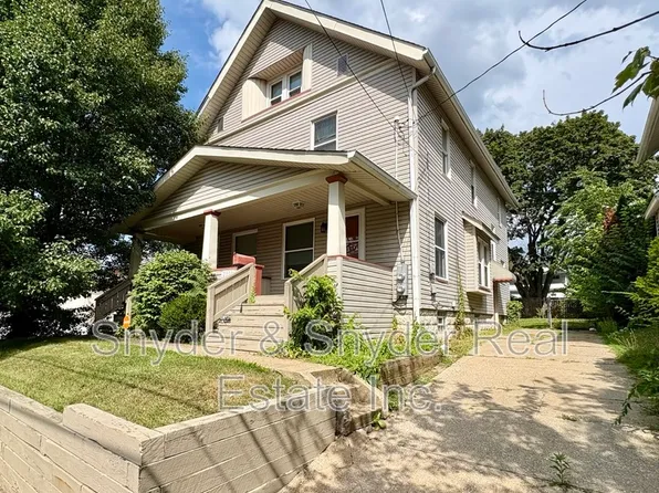 2307 & 2309 SW 22nd St SW, Akron, OH 44314