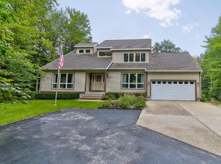 700 Pontaluna Rd, Muskegon, MI 49444