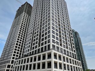 36 Elm Dr W #2205, Mississauga, ON L5B 0N3