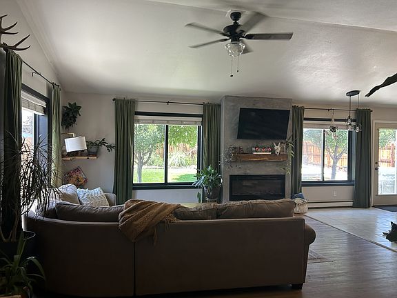 5th image of 49 Rex Cir